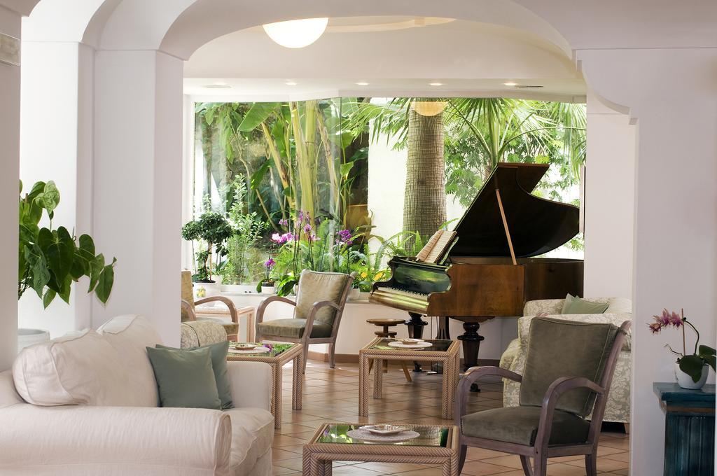 Hotel Villa Angelica Лакко-Амено Экстерьер фото
