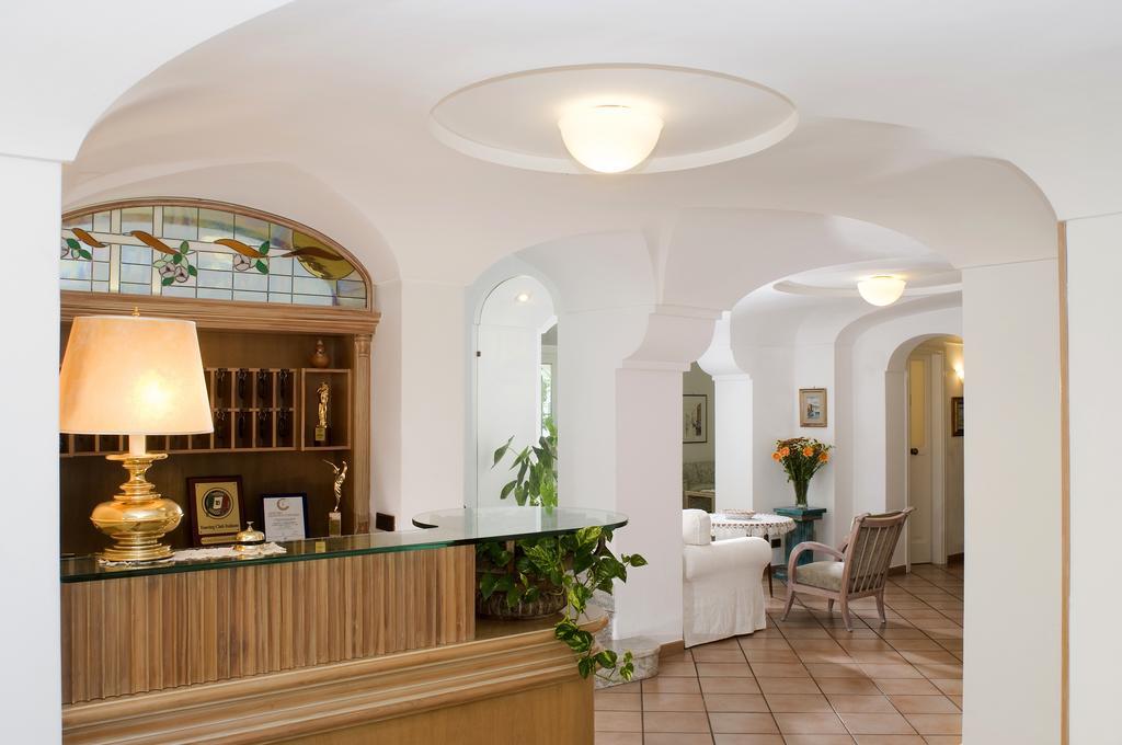 Hotel Villa Angelica Лакко-Амено Экстерьер фото